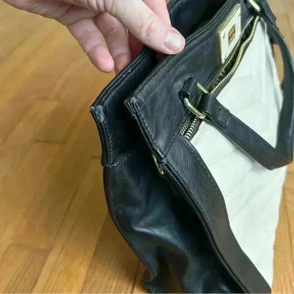 Steve Madden Black White Textured Quilted Shoulder Bag Purse - Picture 4 of 7